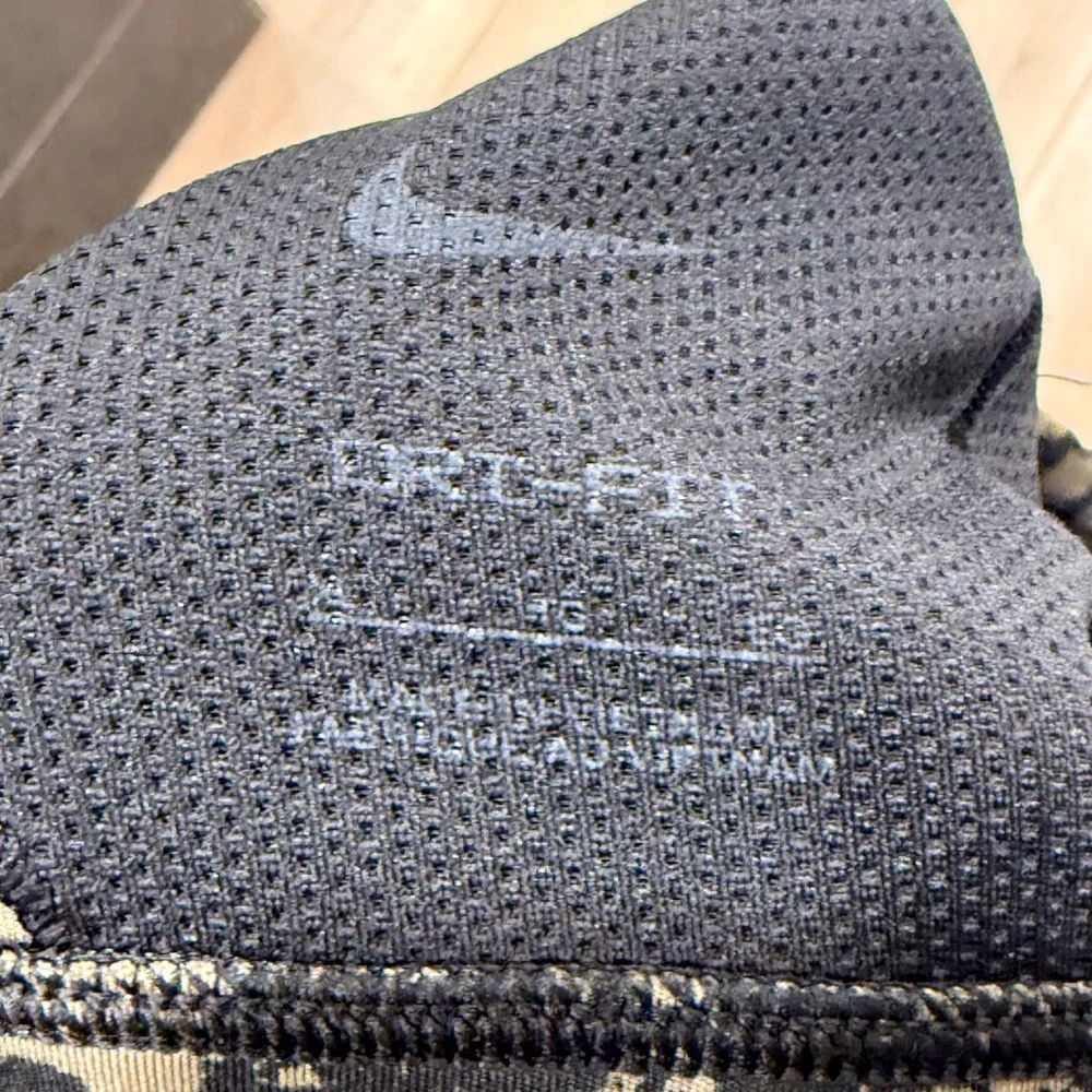 Nike Dri-FIT Indy Sports Bra XL Olive Green Black Abstract Camo Strappy Mesh